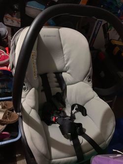 Maxi cosi infant car seat