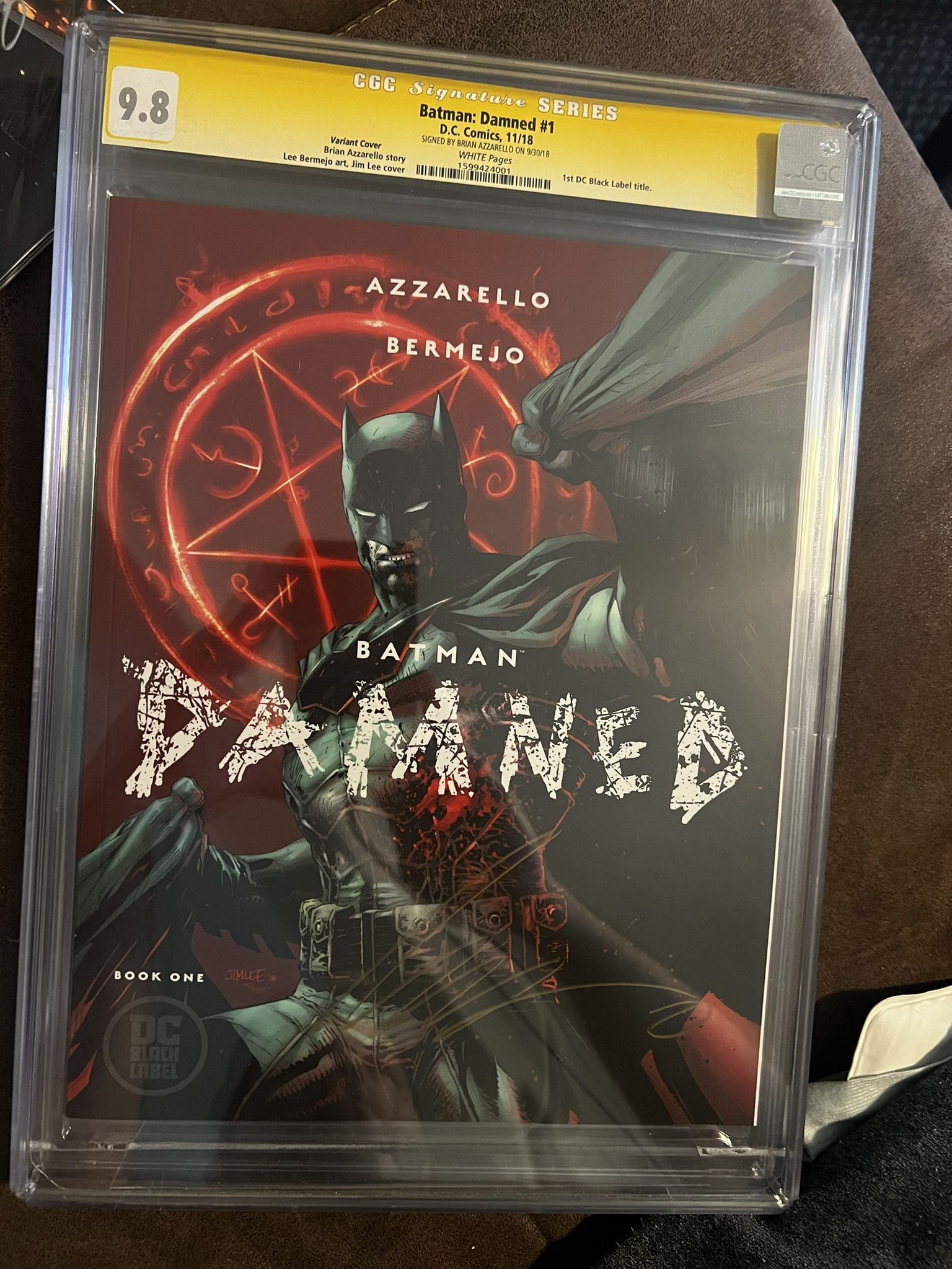 Batman Damned #1 variant 9.8 signature by Brian Azzarello