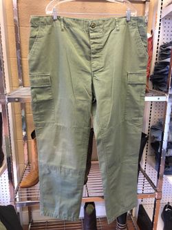 PROPPER COMBAT TROUSERS 39” ADJUSTABLE WAIST  29 1/2 - 32 1/2” LENGTH  CAMO GREEN  EXCELLENT NEW CONDITION  “2 PAIR AVAILABLE” “WE’VE MADE IT INCREDIB