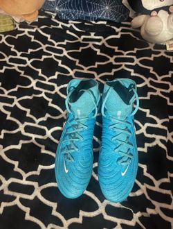 Blue Phantom Luna Cleats