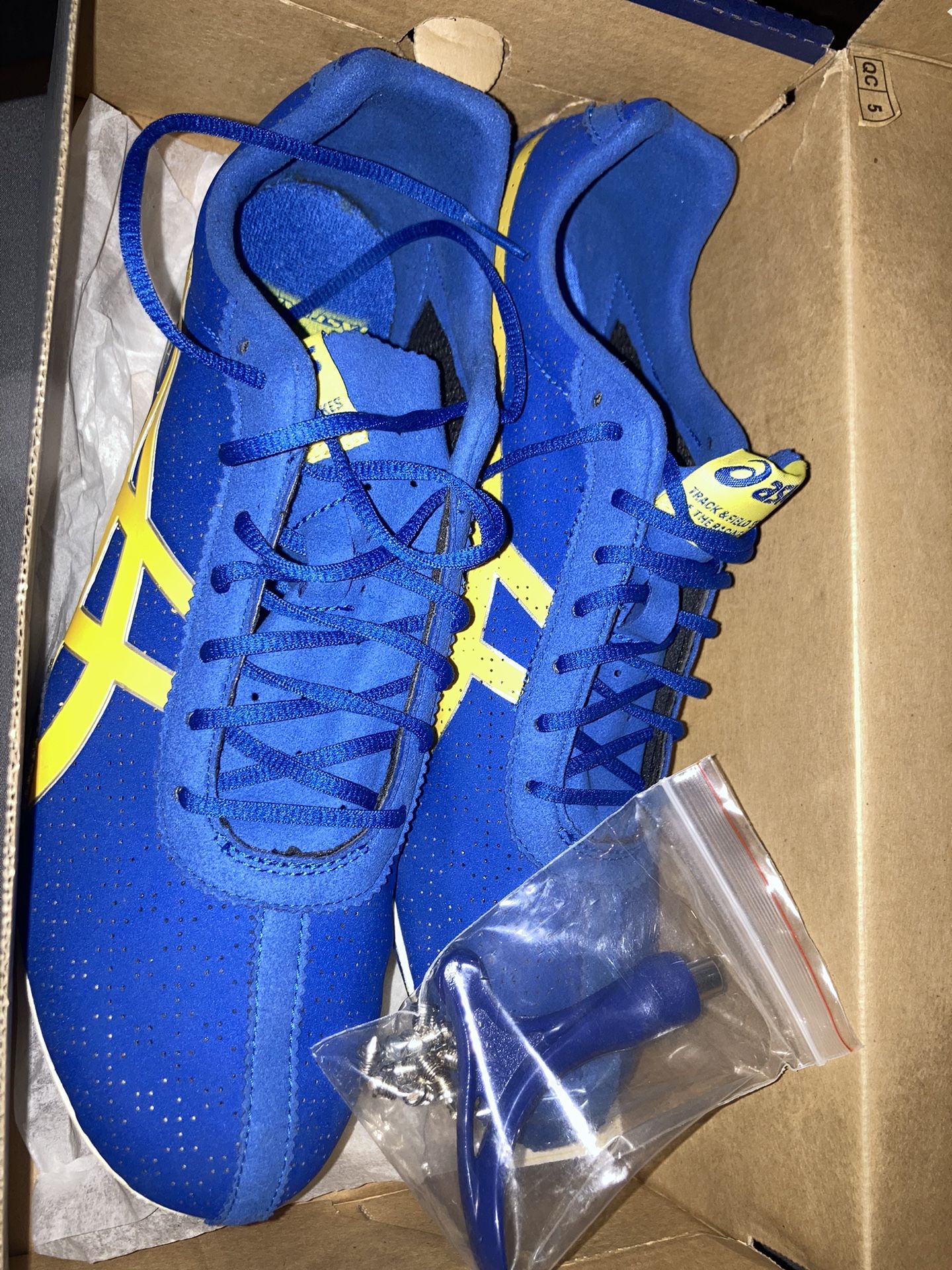 ASICS Track Shoes (Size 11M/ Brand New)