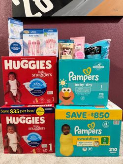 Mommy/Baby Diaper Bundle