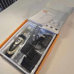 oneisall Dog Shaver Clippers Low Noise Rechargeable Cordless Electric Quiet Hair Clippers Set for Dogs Cats Pets