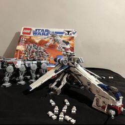 Lego Star Wars dropship 10195.