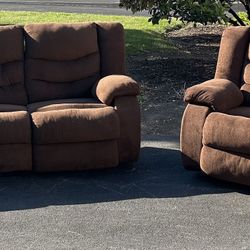Brown Couch And Loveseat Reclining Set 