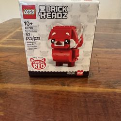 Turning Red Lego BrickHeadz 