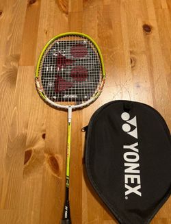 Yonex b6500i badminton racket