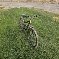 26'' Mongoose full suspension mountain bike 
