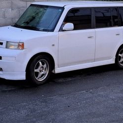 2004 Scion xB