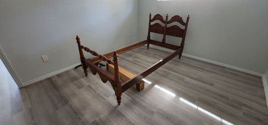Solid wood twin bed frame