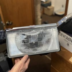 Nissan Sentra Headlight