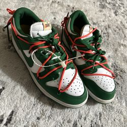 Sb off white Pine Green Size 11