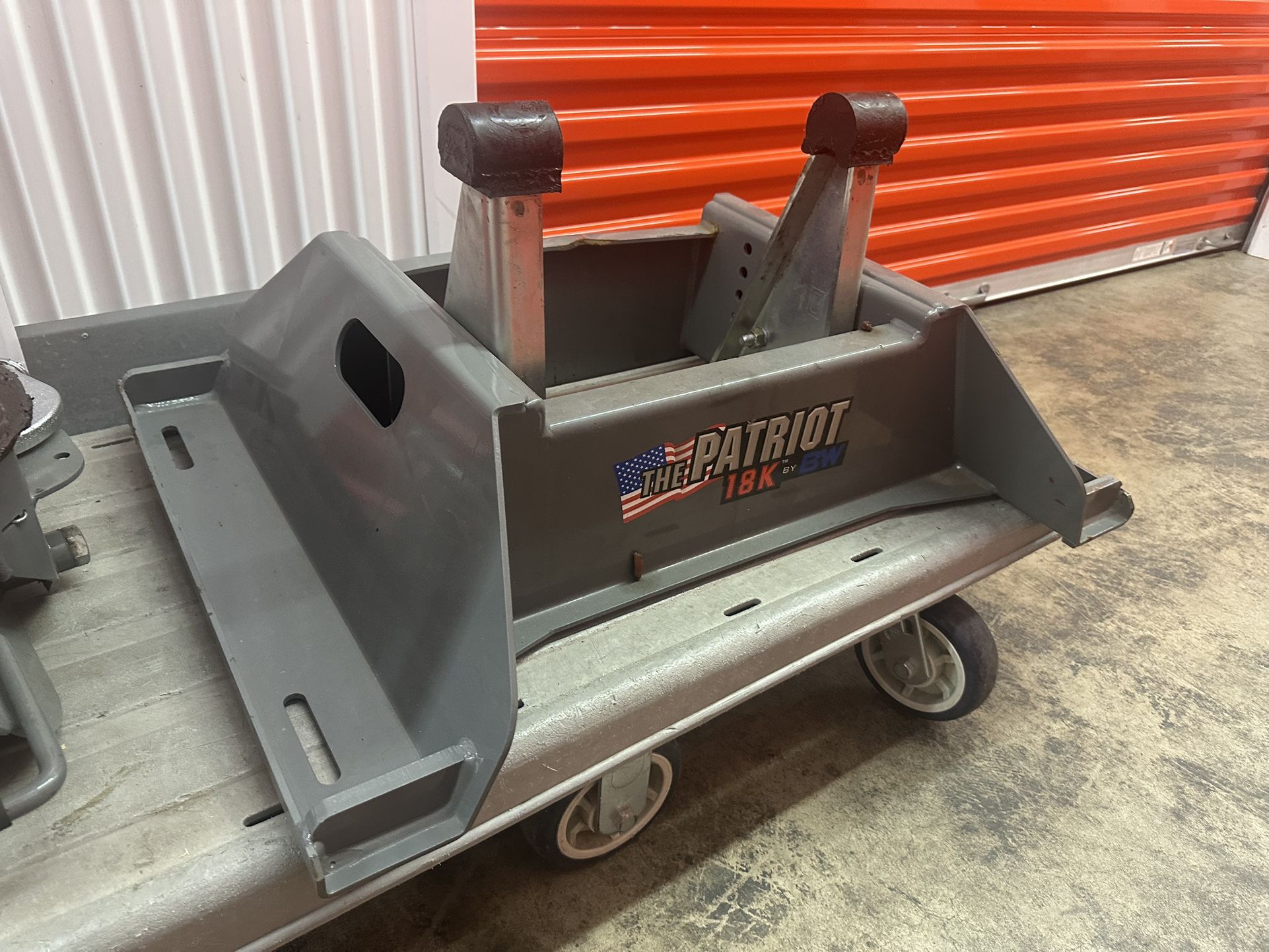 18k Patriot By B&W Fifth Wheel