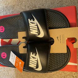 Nike Men’s Benassi JDI Slides