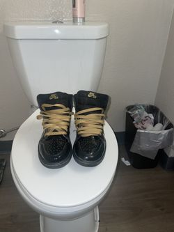 Jordan 4s