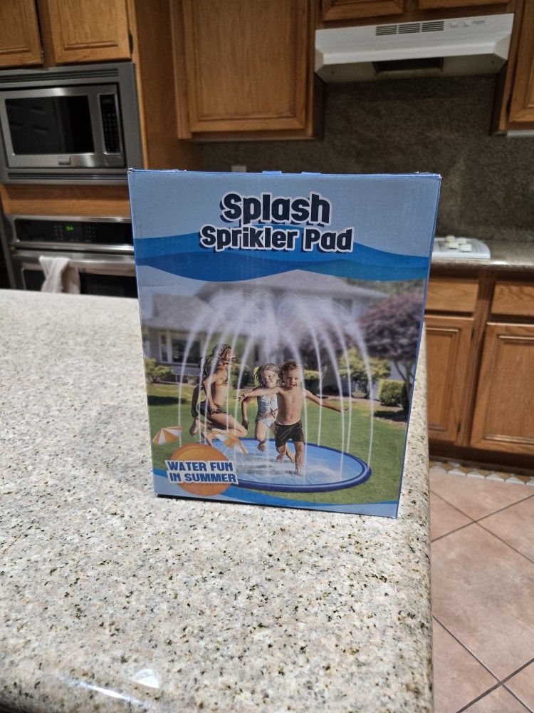 8ft Wide Splash Pad
