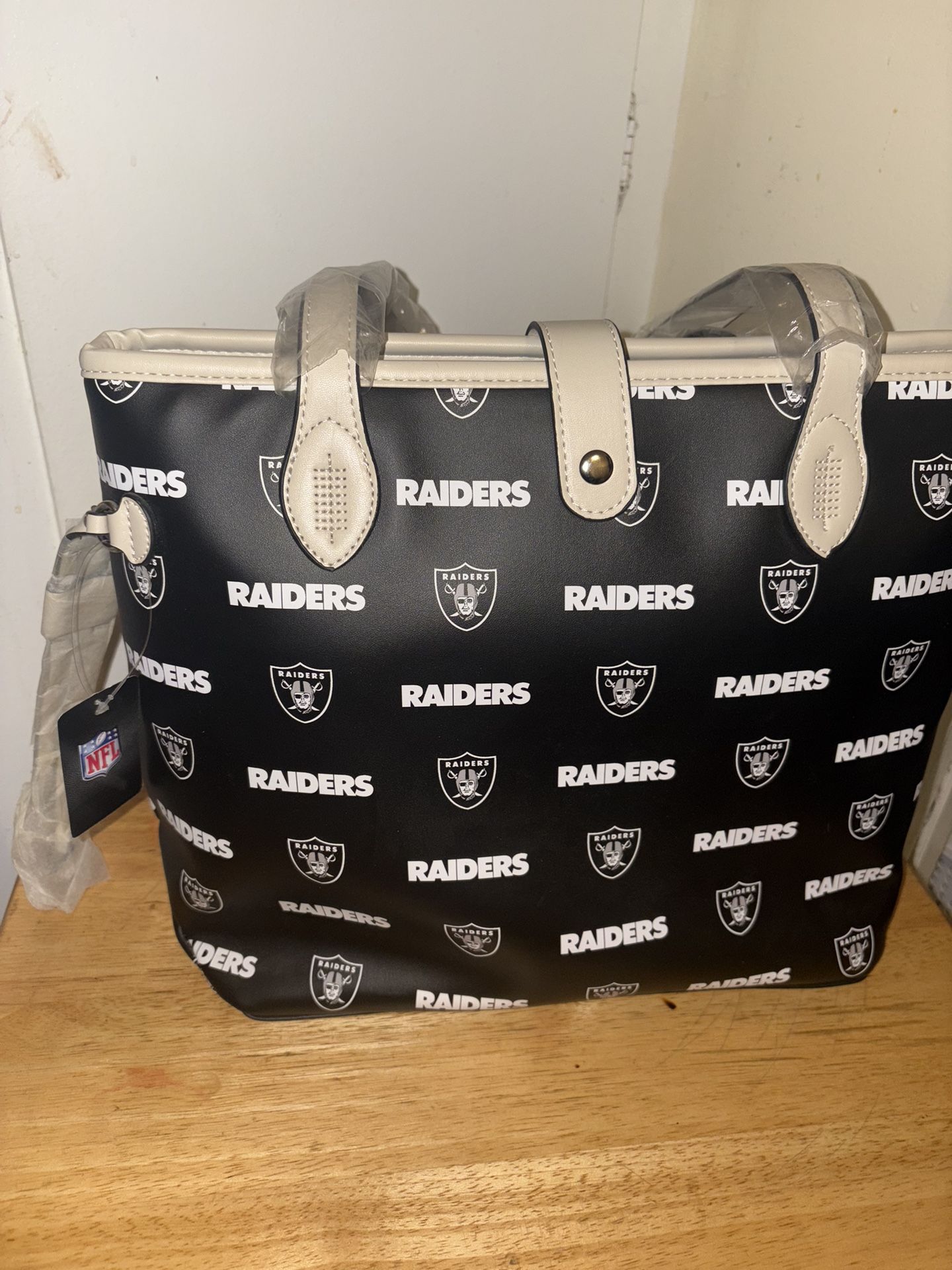 New!!! Raider Purse
