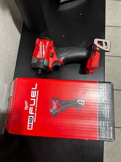 MILWAUKEE   M18    IMPACT DRILL FUEL