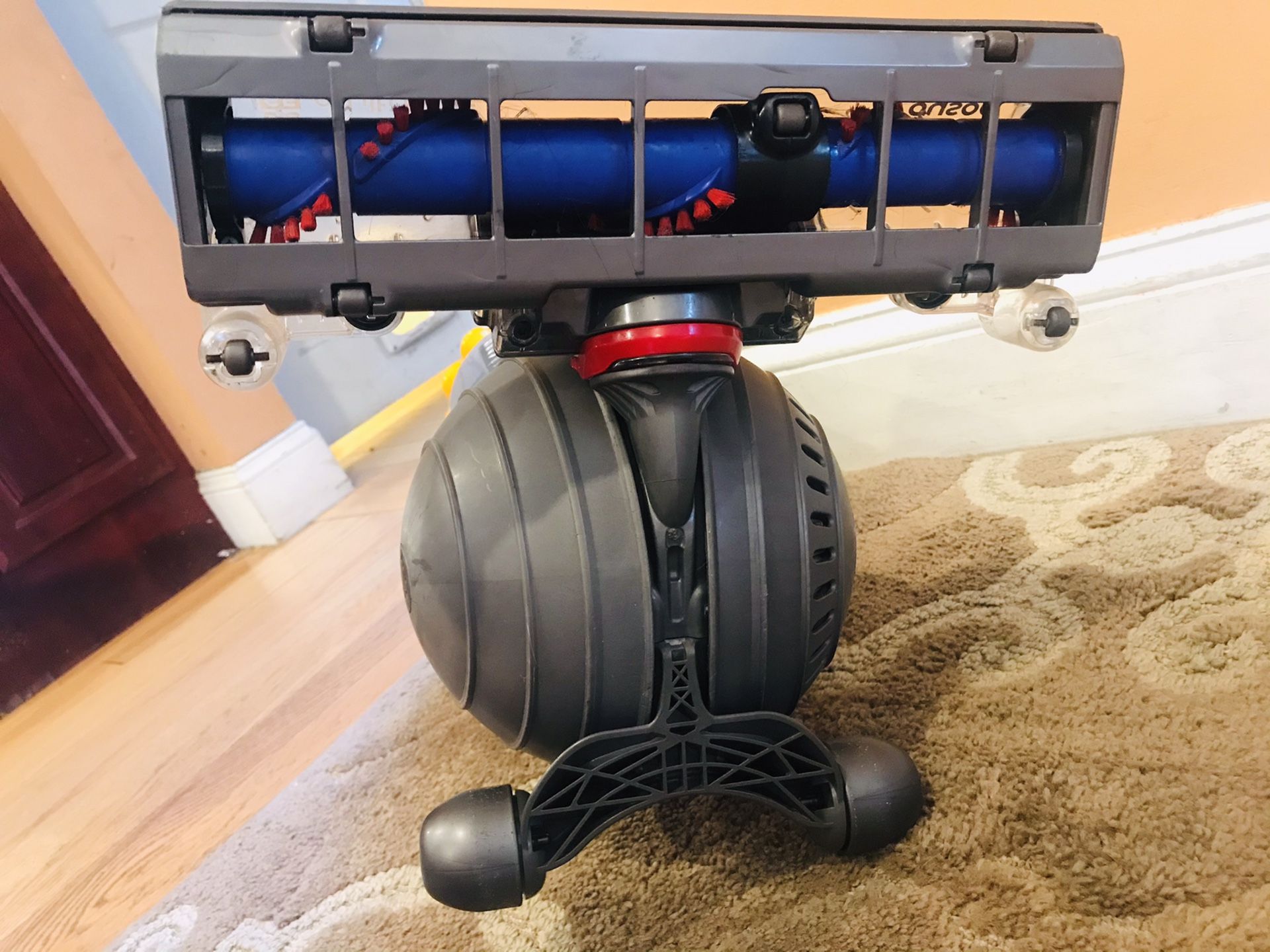 Dyson Dc65 Ball Vacuum Cleaner for Sale in Raymond, NH OfferUp