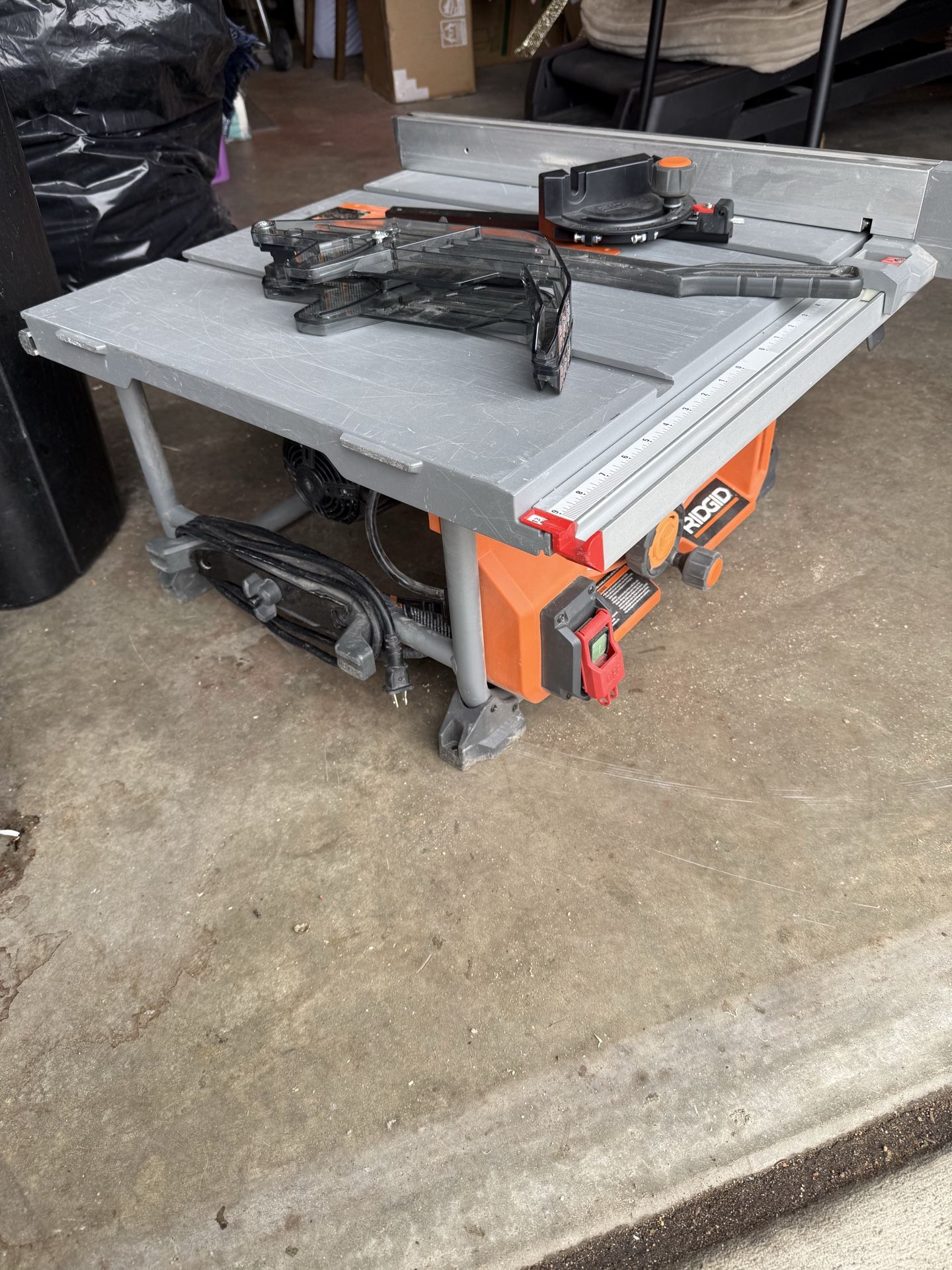 Table Saw (Rigid)