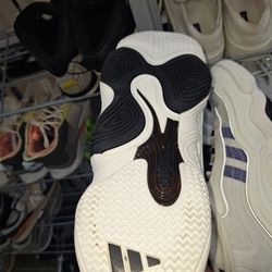 ADIDAS SNIKERS Shoes