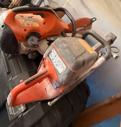 Concrete saw