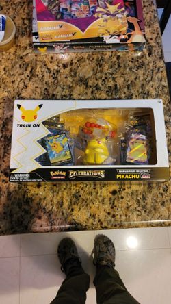 Pokemon Pikachu Celebrations Figure Box