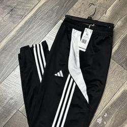 Pans Nike adidas Pro Stand read  description