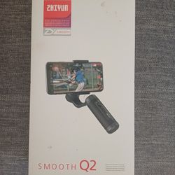 Zhiyun Smooth Q2 3-Axis Smartphone Gimbal Stabilizer (Like New)