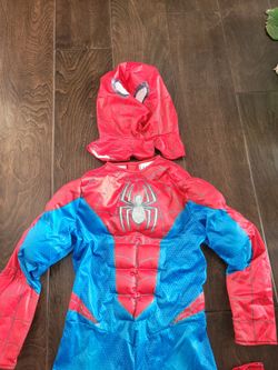 Spiderman Boy's Halloween Costume has boots , gloves and mask