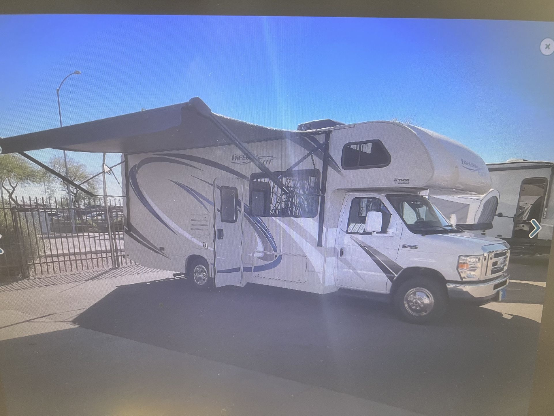 2018 FREEDOM ELITE 26 HE