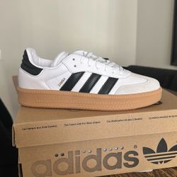 Adidas  Sambas 