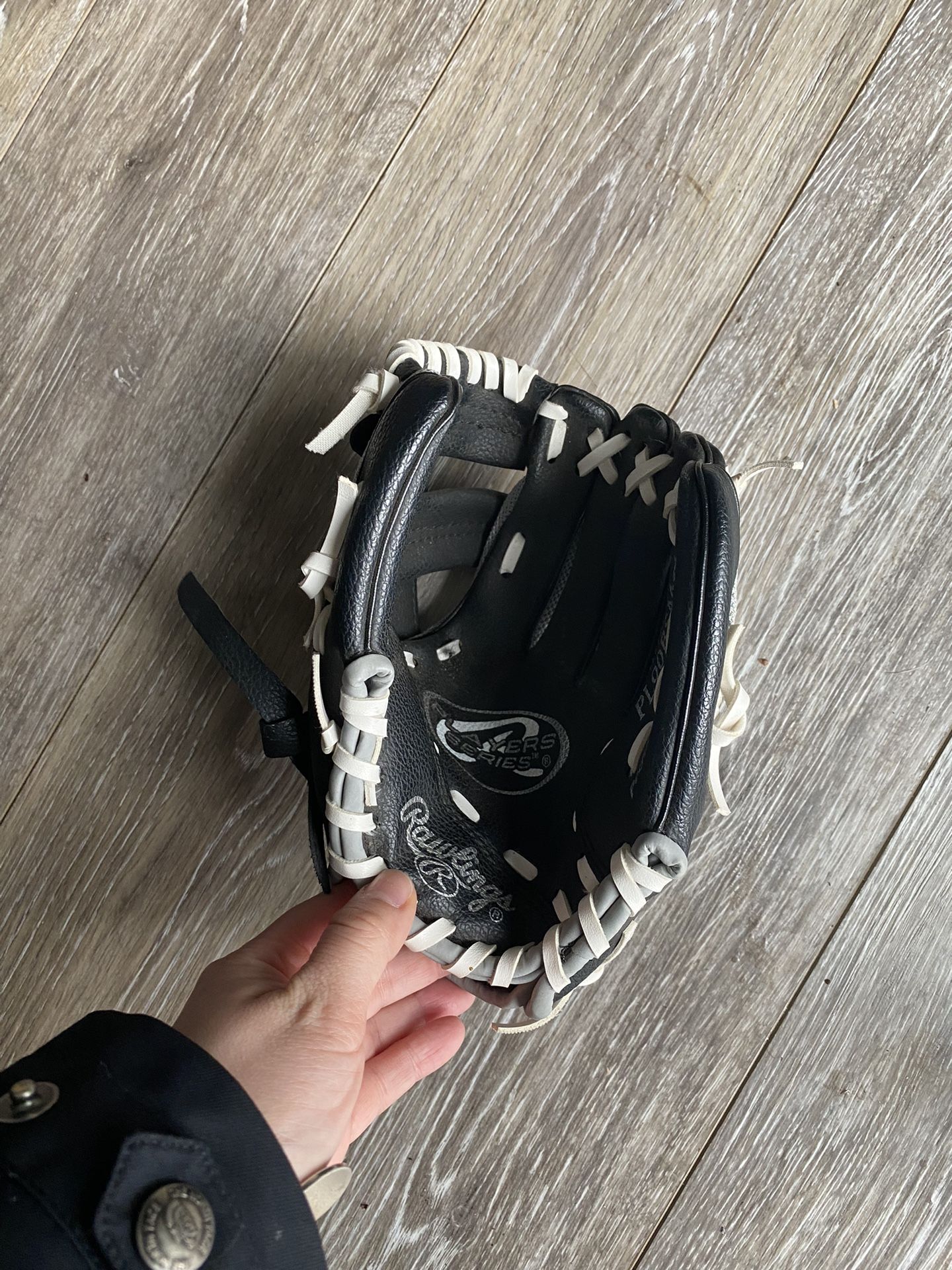 Rawlings Youth Baseball Glove Right Hand