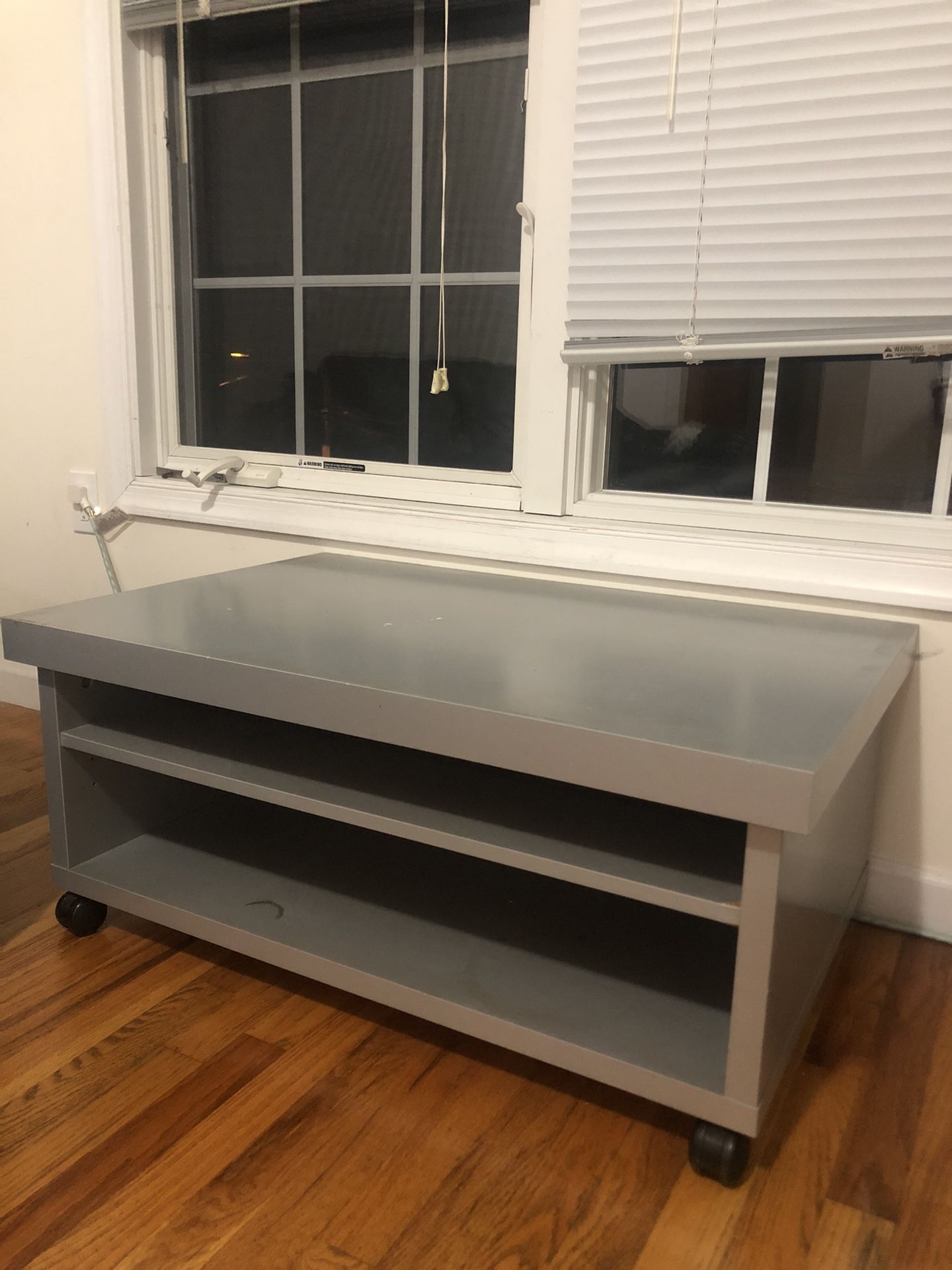 Coffee Table/TV Stand 90x60x40cm