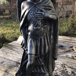  ‼️💥Brand new very nice St. Michaels Arc Angel Solid Statue. 2 ft. Tall 60 lbs solid very detailed beautiful piece.