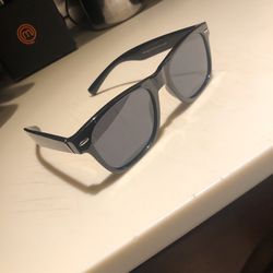 American Eagle Sun Glasses Great For The Heat