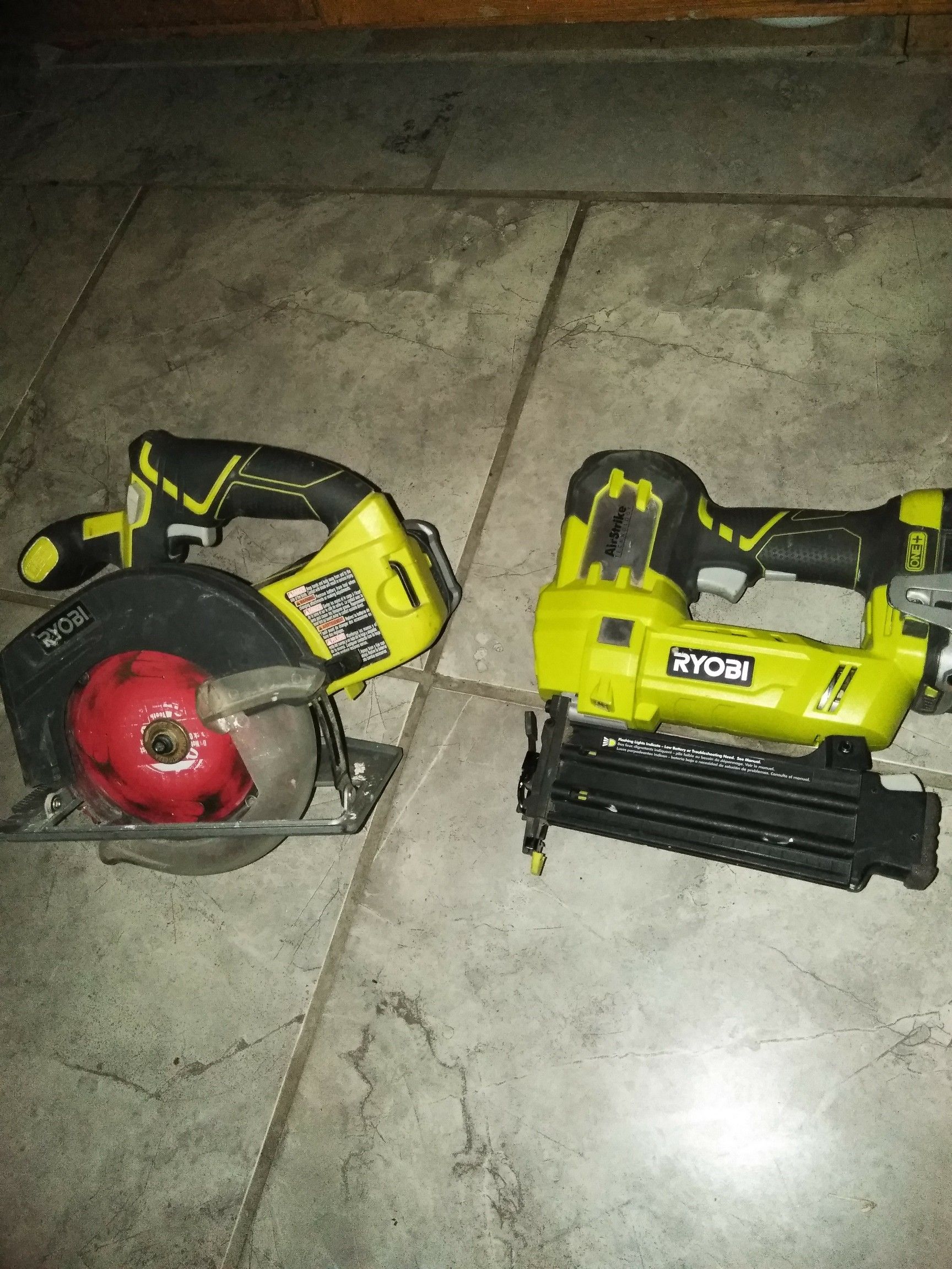 Cordless finish plus skill saw plus two batteries