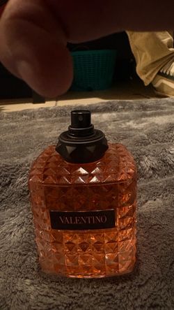 Valentino Donna Fragrance Spray Bottle