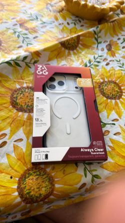 CRYSTAL PALACE WITH COVERED CAMERA CONTROL BUTTON FOR IPHONE 17 PRO MAX
