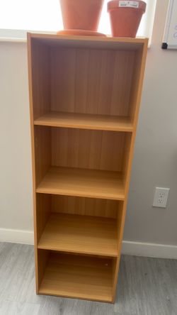 4-Shelf Bookcase / Storage Shelf – Great Condition