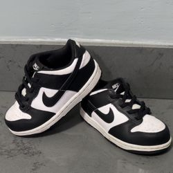 Nike Panda Dunks ( toddler Size) 