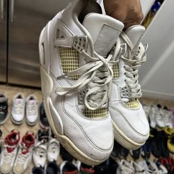 Jordan 4 Pure Moneys 