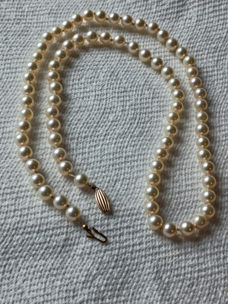 Pearl 8mm 14k Clasp 26 Inch Beautiful String Pearl