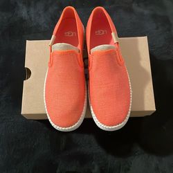 UGG Slip On Sneakers Size 6 Women Orange Brand New
