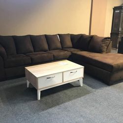 Darcy Cafe LAF Sectional / couch /Living room set