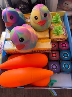 Squishy toys and needoh