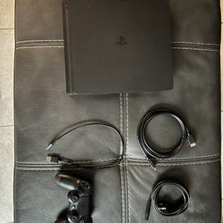PlayStation 4 Slim 1tb w/Dualshock 4 Controller