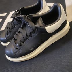 Alexander McQueen Sz 10.5