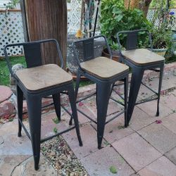3 BAR STOOLS  $70 CAN PICK UP ON FRIDAY IN SUN VALLEY 