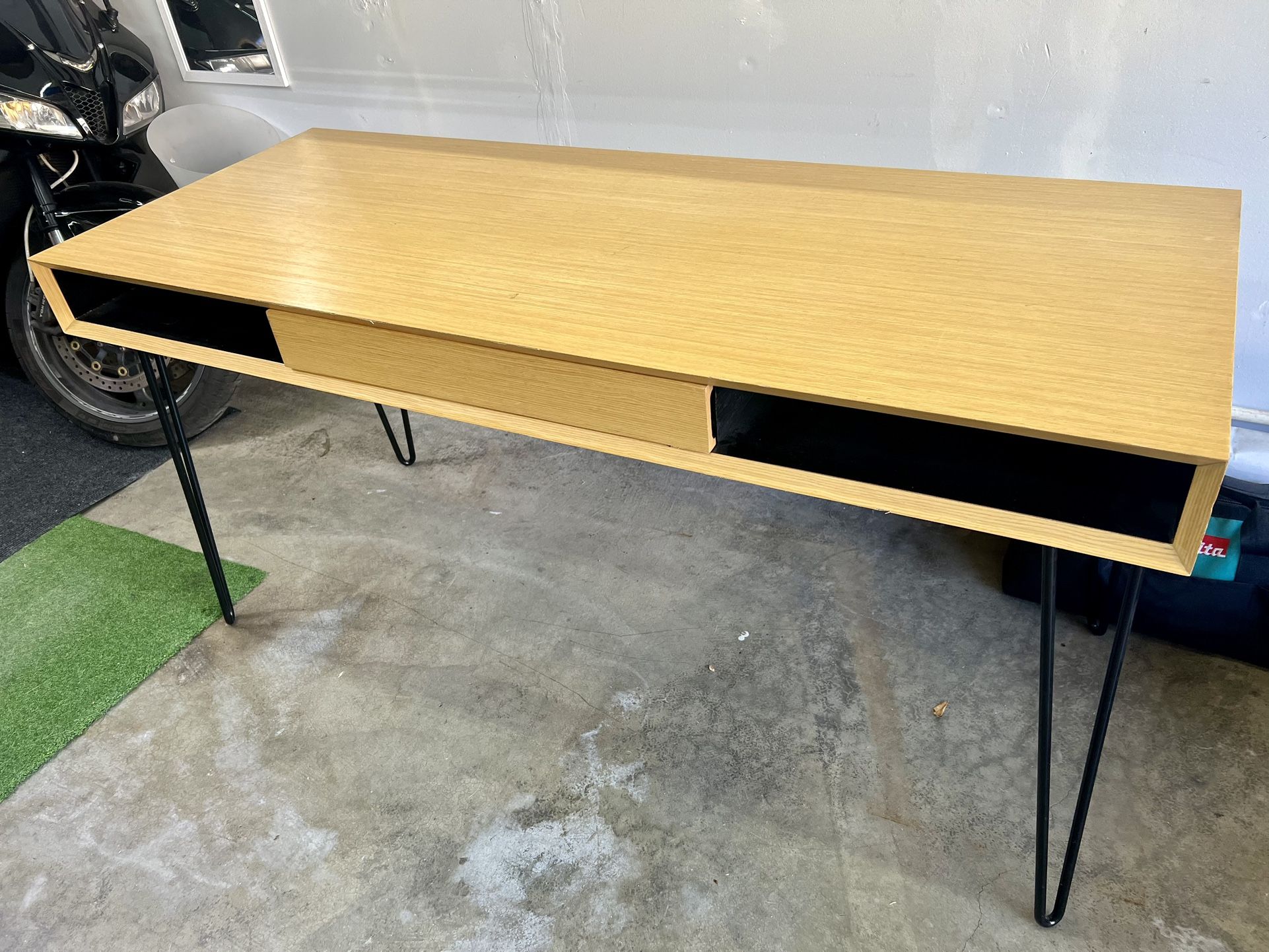 Modern Wood/Metal Desk